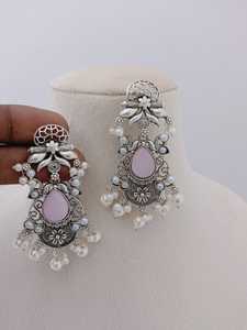 Conjunto de pendientes de gota Chandbali de plata oxidada antigua, diseño personalizable de patrón único lujoso para accesorios de moda - Product Image 6