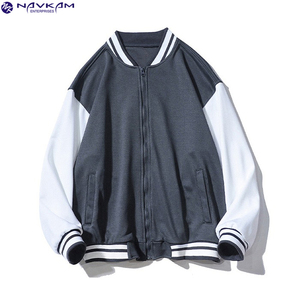 Personalizado con estilo Hombres Varsity Chaquetas al aire libre Etiqueta privada de alta calidad de tela personalizada Soporte de invierno Etiqueta personalizada - Product Image 4