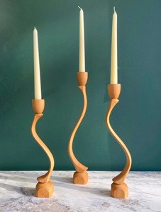 LOW quantité minimale de commande Farmhouse Pillar Taper Bougeoirs en bois naturel Fait à la main Écologique Durable pour la décoration intérieure Noël Pâques - Product Image 5