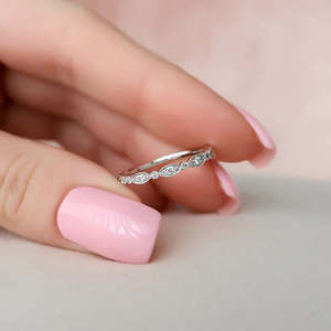 แหวนเพชรโมอิส VVS1สำหรับวันแต่งงานของคุณสวยงามทนทานและสง่างาม - Product Image 5