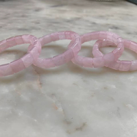 Bracelet porte-bonheur en forme de pyramide en quartz rose |   Bijoux en cristal classiques unisexes pour l'équilibre du chakra du cœur, cadeau d'amour et d'énergie de guérison