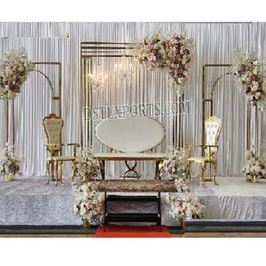 Patrón de diseño especial Panel de fondo de metal dorado Boda moderna Arco de metal al aire libre Comprar arcos de metal de alta calidad para bodas - Product Image 1