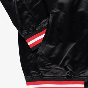 Couleur noire bon vendeur avec la meilleure qualité matériau doux au toucher fabriqué au Pakistan hommes Vintage Satin Varsity veste dernière conception - Product Image 6