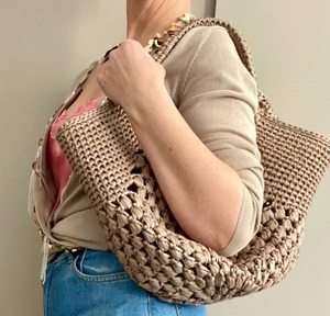 Elegante bolso de mano de tela de algodón para mujer con diseño bordado hecho a mano adecuado para uso étnico y uso diario informal - Product Image 6