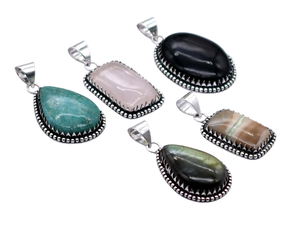 Nouveau Vintage 5 pièces femmes mode colliers mélanger pierres précieuses pendentifs en laiton thème chrétien chaud EBay tendance mélange Lot en vrac PP 33 - Product Image 2