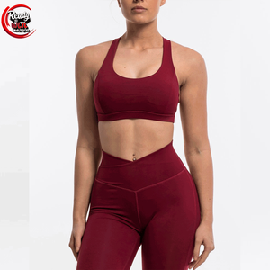 Ropa de gimnasio atlética de 2 piezas de talla grande para mujer, sujetador y pantalones cortos de Yoga con patrón sólido con decoración de cinturón, conjuntos de entrenamiento de Yoga - Product Image 1