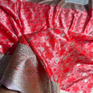 Saree Tradicional Banarasi Mashru Katan Tejido a Mano, Muy Popular, Protección Solar, Secado Rápido, Fácil de Usar en Todas las Estaciones - Product Image 1