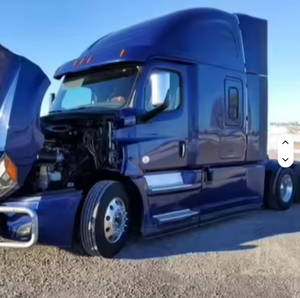 รถบรรทุก FREIGHTLINERS CASCADIA 125 มือสองแบบมีเตียงนอน พร้อมส่ง - Product Image 4