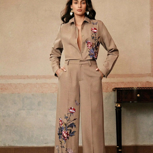 Ensemble de vêtements en coton 100% pour femmes, haut court uni sans manches de qualité supérieure - Product Image 2