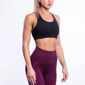 ชุดกีฬา ชุดออกกำลังกาย สปอร์ตบรา ชุดโยคะ สำหรับผู้หญิง สปอร์ตบราไร้ตะเข็บ - Product Image 1