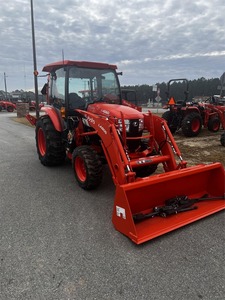 รถแทรกเตอร์ M7060 70hp ฟาร์ม Kubota พร้อมรถตักด้านหน้า - Product Image 5