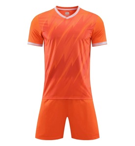 2025 Ensemble d'entraînement sportif pour hommes-Maillot de football respirant Veste de football Kit de baseball avec hauts et shorts pour les jeux de course - Product Image 6