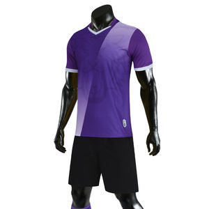 Vente en gros d'uniformes de football vierges personnalisés avec sublimation bon marché pour adulte maillot de football en polyester respirant pour hommes W061 - Product Image 4