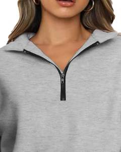 เสื้อสเวตเชิ้ตผ้าฟลีซสีเทาแบบซิปครึ่งตัวสำหรับผู้หญิง ทรงโอเวอร์ไซส์ อุ่นสบายสำหรับฤดูหนาว มีกระเป๋า นุ่มสบาย สไตล์ลำลอง ทรงหลวม - Product Image 4