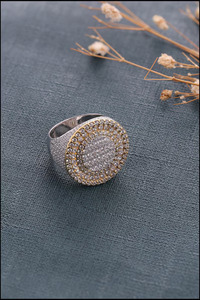 Bague en or jaune 18 carats pour hommes en argent sterling massif 925 plaqué moissanite entièrement glacée Bijoux en alliage tendance pour fêtes - Product Image 5