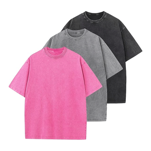 เสื้อยืดผู้ชายทรงสตรีทแวร์ แขนสั้น คอกลม ผ้าเจอร์ซีย์ 100% คอตตอน น้ำหนัก 240 กรัม ล้างสีแบบ Acid Wash ดีไซน์เรียบง่าย เป็นมิตรต่อสิ่งแวดล้อม - Product Image 2