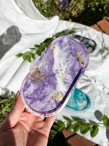 ถาดเรซิ่นตกแต่งหลากสี ถาดจัดระเบียบเครื่องสำอาง ของตกแต่งบ้าน ถาดเรซิ่นทรงรี ถาดวางของบนโต๊ะเครื่องแป้ง คุณภาพสูง - Product Image 4