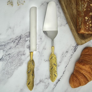 Serveur à gâteau professionnel en acier inoxydable, couteau à dessert en métal robuste, outil de cuisine commercial pour restaurant et hôtel - Product Image 1