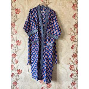 Robe florale rayée légère et lavable, style fête, pour la maison et les loisirs, taille unique du XL au 5XL, pour le printemps - Product Image 1