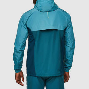 Veste de sport légère personnalisée en polyester et nylon, coupe-vent d'extérieur, imperméable et réfléchissante - Product Image 6