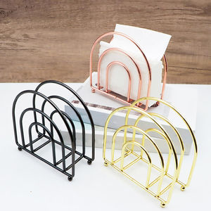 Porte-serviettes en métal moderne Porte-mouchoirs de table décoratif en or rose et noir pour la maison, la cuisine et le restaurant - Product Image 1