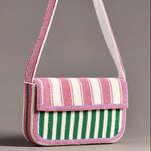 Sac à bandoulière brodé à la main avec des perles colorées rayées, rose et vert, lignes verticales, rabat, sac à main tendance pour femmes - Product Image 1