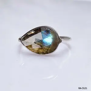 厂家直销精选天然蓝火拉布拉多宝石925纯银精致手工简约女性戒指