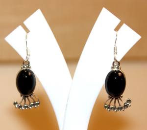 Boucles d'oreilles ethniques en argent sterling 925 bijoux à la mode fabriqués à la main au Népal avec des pierres d'obsidienne en cristal de guérison idée cadeau - Product Image 1