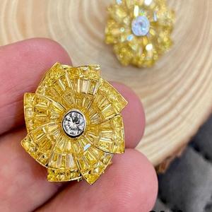 Conjunto de pendientes de circón de nuevo diseño elegante, la mejor calidad para mujer, ropa moderna, ropa de boda, pendientes de moda para mujeres y niñas - Product Image 1