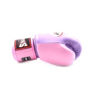 Durable boxing <b>gloves</b> for professional and beginner training sparring sessions with comfortable fit and strong wrist protection - Product Image 4