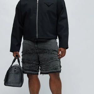 Pantalones cortos rasgados Vintage para hombre, tela vaquera de algodón, aspecto desteñido, dobladillo rasgado, ajuste clásico, Ideal para ropa informal, ajuste transpirable y cómodo - Product Image 3