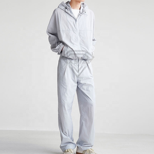 2025 hommes de haute qualité Nylon survêtement nouveauté léger coupe-vent ensemble à la mode combinaison de couleurs pour la course - Product Image 5