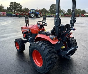 EK1-261 pour mini-tracteur agricole 25 CV compact 4x4 utilitaire pour la ferme et l'aménagement paysager, moteur diesel Stage V - Product Image 3