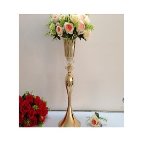 Vase de table mural moderne en métal Pièce décorative élégante au design contemporain polyvalent pour la maison ou le bureau - Product Image 2