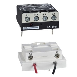 Kit Adattatore SCHNEIDER ELECTRIC LA4DBL TeSys D per Controllo a Basso Segnale per Componenti Industriali LC1/LC2 D40A-D80A - Product Image 1