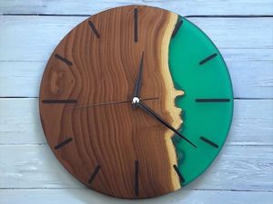 Horloge murale époxy en résine vivante de meilleure qualité Horloge murale époxy en résine bois fabriquée à la main pour salon cuisine utilisation vente en gros directe - Product Image 2