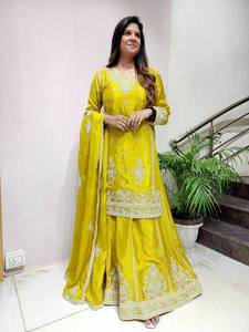 Top Designer-Sarara et Dupatta avec broderie lourde - Product Image 5