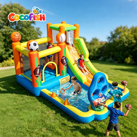 COCOFISH Château gonflable, parc aquatique gonflable avec toboggan, piscine à jets d'eau, jeu de lancer d'anneaux et de football pour enfants