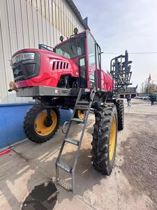 Pulvérisateur à flèche autopropulsé avec réservoir hydrostatique de 4000 L, pompe haute productivité pour usage agricole, garantie de 3 ans - Product Image 4