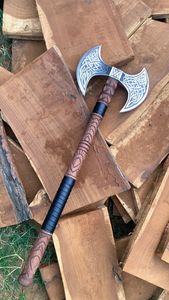 Hache Viking artisanale de qualité industrielle Thewizcrafts, manche en bois de rose, lame double personnalisée, HRC 58-60, durable - Product Image 6