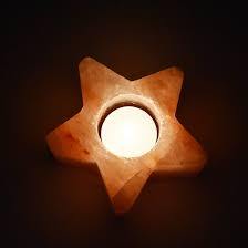 Bougeoir de luxe en sel de l'Himalaya sculpté à la main avec motif lune pour une ambiance calme et une décoration de maison en cristal naturel - Product Image 2