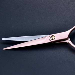 Ciseaux de coiffure professionnels Eversharp à lame droite de 5,75 pouces, personnalisables, pour droitiers, en acier inoxydable tranchant, rose métallique - Product Image 1