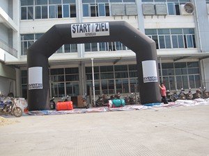 Arco inflable de INICIO y RÉGATE para eventos publicitarios - Product Image 3