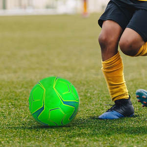 Pelota de fútbol pakistaní de tendencia de alta calidad, diseño de pelota de partido de Fútbol cosido a máquina, tamaño 5, cuero PU, las mejores PELOTAS DE PARTIDO - Product Image 2
