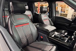 ฟอร์ด เอฟ-150 เชลบี ซูเปอร์ สเนค ปี 2023 มือสองสภาพดี # รถรุ่น S-helby Super Snake F-150 จำนวน 228 คัน จาก 600 คัน  พร้อมเครื่องยนต์ V8 ซูเปอร์ชาร์จ 775 แรงม้า ระบบขับเคลื่อน 4 ล้อ - Product Image 5