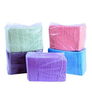 Baberos dentales de plástico desechables de 125 piezas, hojas de MESA DE MANICURA de papel impermeables para tatuaje, Piercing, accesorios de maquillaje permanente - Product Image 1