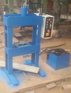 Prensa Hidráulica Industrial Tipo H de 300 Toneladas con Bomba y Motor 420V/220V Modelo DMSH20 para Prensado, Doblado y Montaje en Taller - Product Image 2