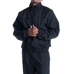 Bomber de couleur noire personnalisée coupe-vent fermeture éclair imperméable noir brillant col montant pantalon évasé survêtement en nylon pour hommes 2026 - Product Image 2