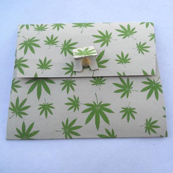 สีงาช้าง