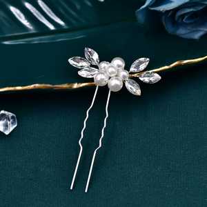 บริดเดลล่า BHP591 ชุดหวีผมประดับมุกและคริสตัลสีเงิน 4 ชิ้น - สวมใส่สบายสำหรับงานแต่งงาน งานพรอม และงานพิธีการ - Product Image 3